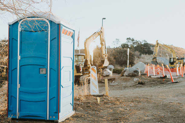 Best Portable restroom trailer rental  in Youngstown, NY